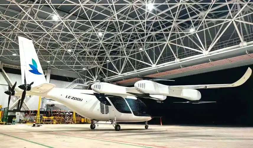 览翌航空LE200/LEU100